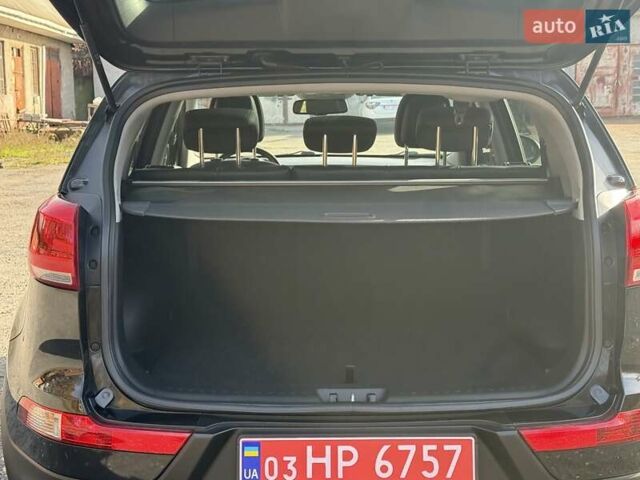 Чорний Кіа Sportage, об'ємом двигуна 2 л та пробігом 147 тис. км за 16900 $, фото 53 на Automoto.ua