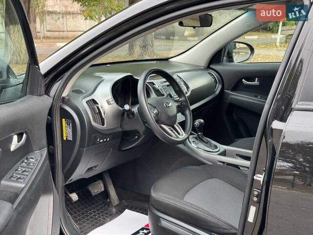 Черный Киа Sportage, объемом двигателя 2.4 л и пробегом 117 тыс. км за 12690 $, фото 11 на Automoto.ua
