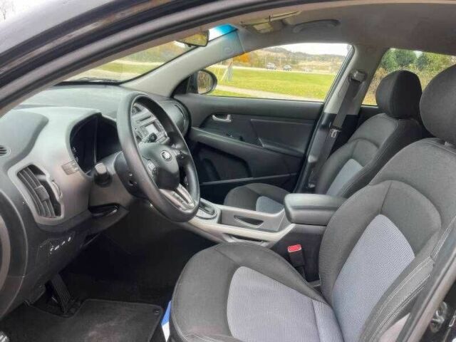Чорний Кіа Sportage, об'ємом двигуна 2.4 л та пробігом 129 тис. км за 7500 $, фото 11 на Automoto.ua