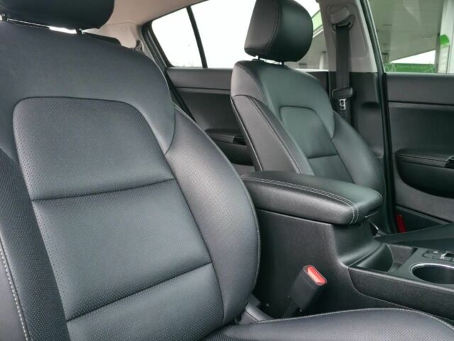 Черный Киа Sportage, объемом двигателя 2 л и пробегом 197 тыс. км за 18400 $, фото 9 на Automoto.ua