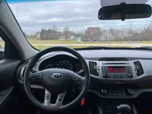 Чорний Кіа Sportage, об'ємом двигуна 2.4 л та пробігом 129 тис. км за 7500 $, фото 8 на Automoto.ua