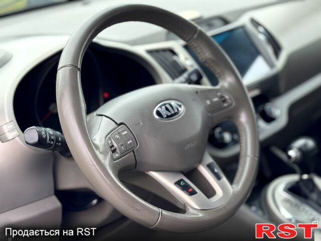 Чорний Кіа Sportage, об'ємом двигуна 2.4 л та пробігом 180 тис. км за 12950 $, фото 5 на Automoto.ua