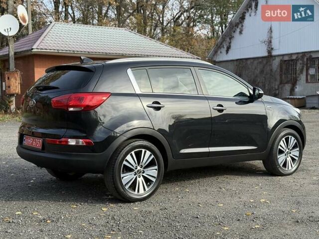 Чорний Кіа Sportage, об'ємом двигуна 2 л та пробігом 147 тис. км за 16900 $, фото 12 на Automoto.ua