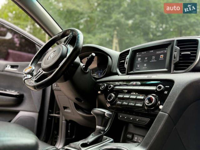 Черный Киа Sportage, объемом двигателя 2 л и пробегом 194 тыс. км за 17700 $, фото 34 на Automoto.ua