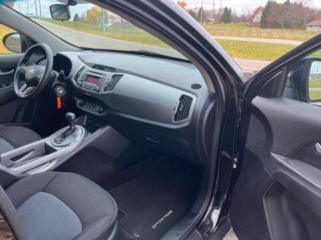 Чорний Кіа Sportage, об'ємом двигуна 2.4 л та пробігом 129 тис. км за 7500 $, фото 15 на Automoto.ua