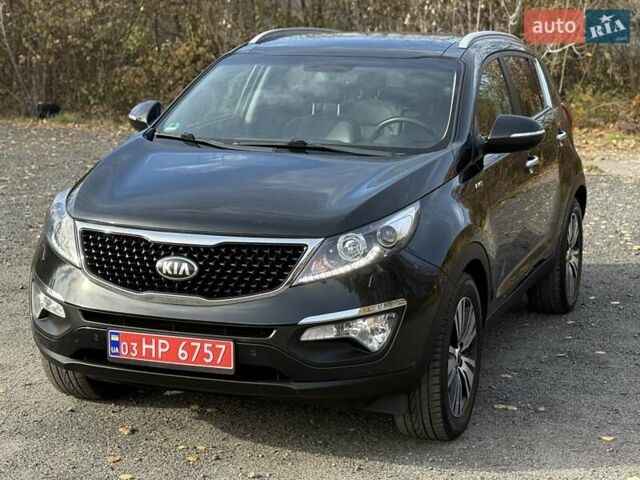 Чорний Кіа Sportage, об'ємом двигуна 2 л та пробігом 147 тис. км за 16900 $, фото 9 на Automoto.ua