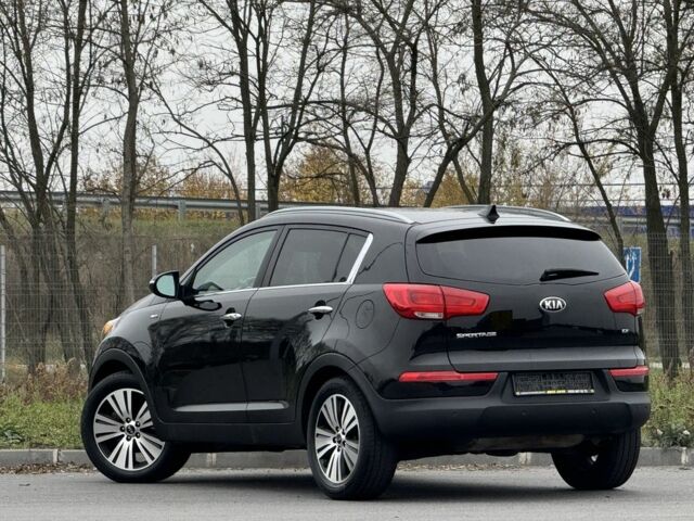 Черный Киа Sportage, объемом двигателя 2.4 л и пробегом 180 тыс. км за 309 $, фото 2 на Automoto.ua