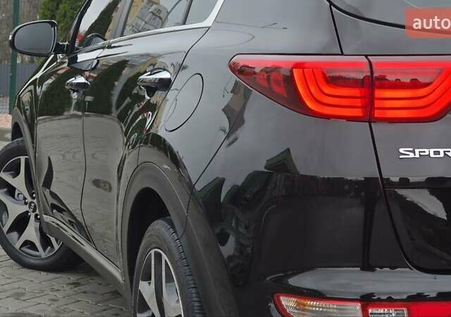 Черный Киа Sportage, объемом двигателя 2 л и пробегом 197 тыс. км за 18400 $, фото 17 на Automoto.ua