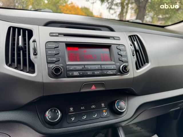 Черный Киа Sportage, объемом двигателя 2.4 л и пробегом 117 тыс. км за 12690 $, фото 22 на Automoto.ua