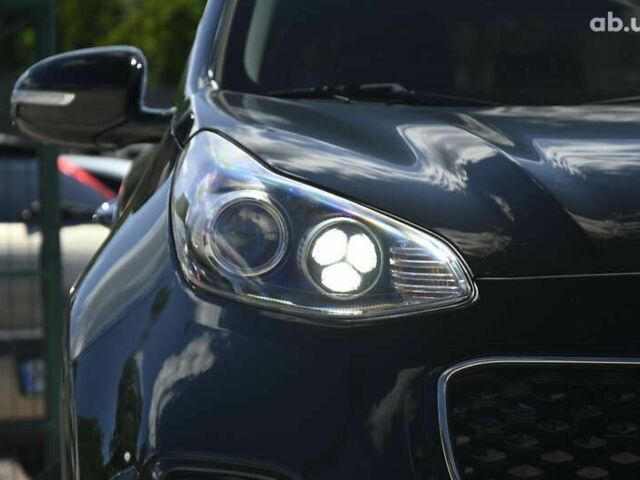 Чорний Кіа Sportage, об'ємом двигуна 1.7 л та пробігом 198 тис. км за 17900 $, фото 4 на Automoto.ua