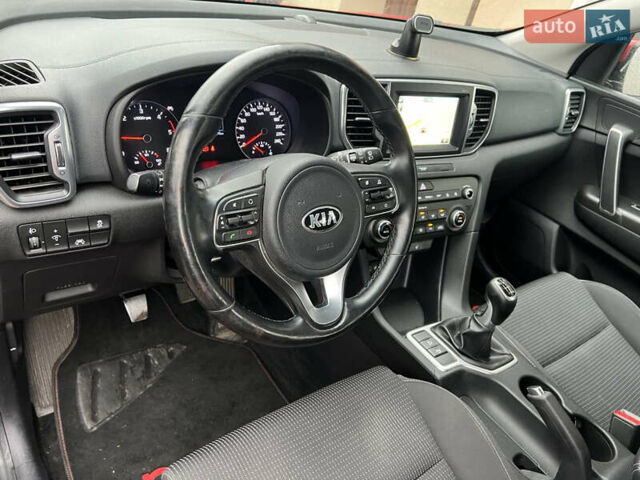 Черный Киа Sportage, объемом двигателя 1.7 л и пробегом 230 тыс. км за 15800 $, фото 48 на Automoto.ua