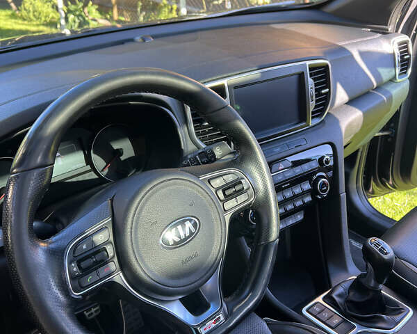 Черный Киа Sportage, объемом двигателя 2 л и пробегом 141 тыс. км за 18000 $, фото 10 на Automoto.ua
