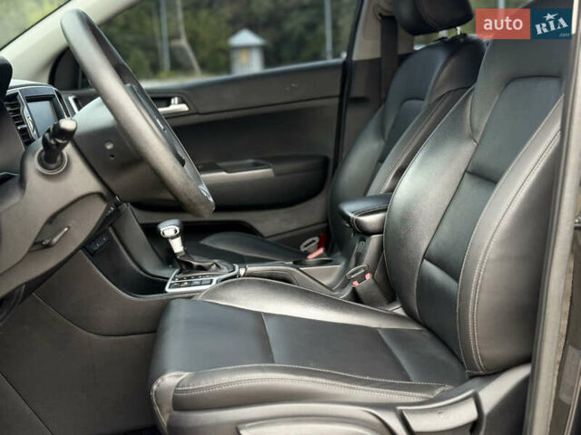 Черный Киа Sportage, объемом двигателя 1.69 л и пробегом 282 тыс. км за 14999 $, фото 20 на Automoto.ua