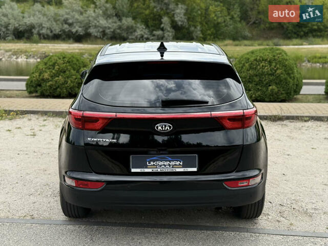 Черный Киа Sportage, объемом двигателя 1.69 л и пробегом 282 тыс. км за 14999 $, фото 10 на Automoto.ua