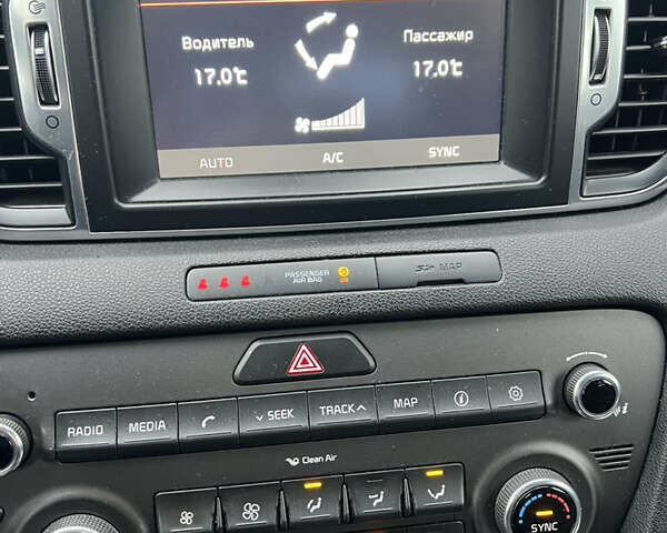 Черный Киа Sportage, объемом двигателя 1.7 л и пробегом 230 тыс. км за 15800 $, фото 52 на Automoto.ua