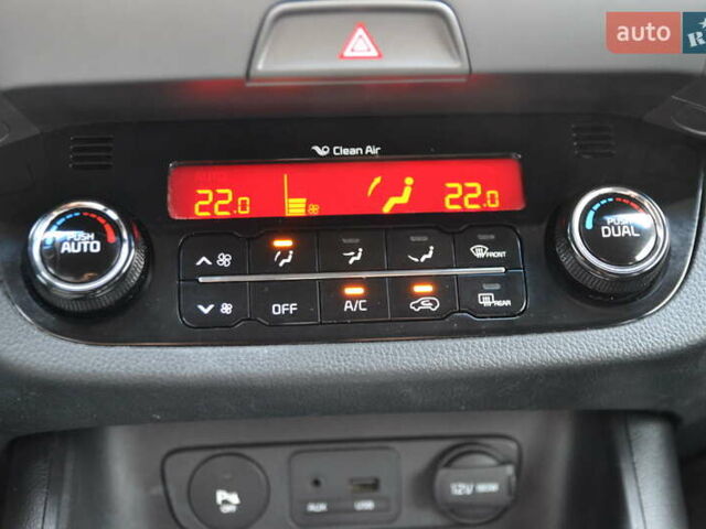 Черный Киа Sportage, объемом двигателя 1.7 л и пробегом 162 тыс. км за 14800 $, фото 25 на Automoto.ua