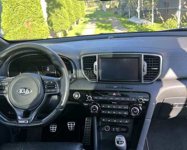 Черный Киа Sportage, объемом двигателя 2 л и пробегом 141 тыс. км за 18000 $, фото 8 на Automoto.ua
