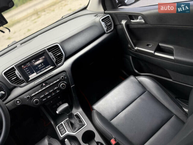 Черный Киа Sportage, объемом двигателя 1.69 л и пробегом 282 тыс. км за 14999 $, фото 24 на Automoto.ua