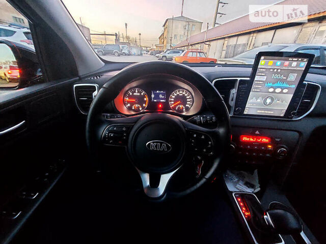 Черный Киа Sportage, объемом двигателя 2 л и пробегом 83 тыс. км за 22000 $, фото 19 на Automoto.ua