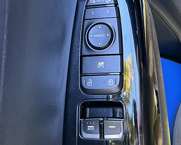 Черный Киа Sportage, объемом двигателя 2 л и пробегом 141 тыс. км за 18000 $, фото 28 на Automoto.ua