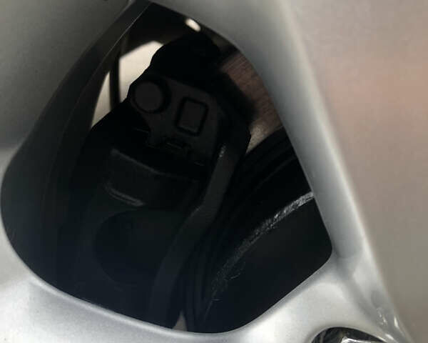 Чорний Кіа Sportage, об'ємом двигуна 2 л та пробігом 39 тис. км за 17800 $, фото 86 на Automoto.ua