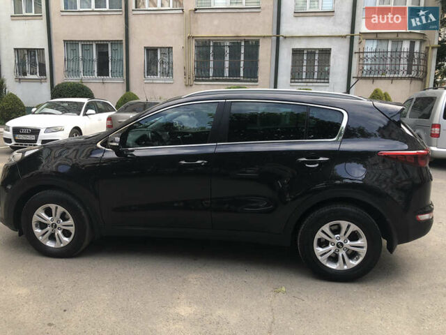 Чорний Кіа Sportage, об'ємом двигуна 2 л та пробігом 39 тис. км за 17800 $, фото 5 на Automoto.ua