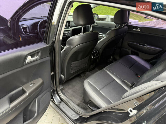 Черный Киа Sportage, объемом двигателя 1.69 л и пробегом 238 тыс. км за 16700 $, фото 19 на Automoto.ua