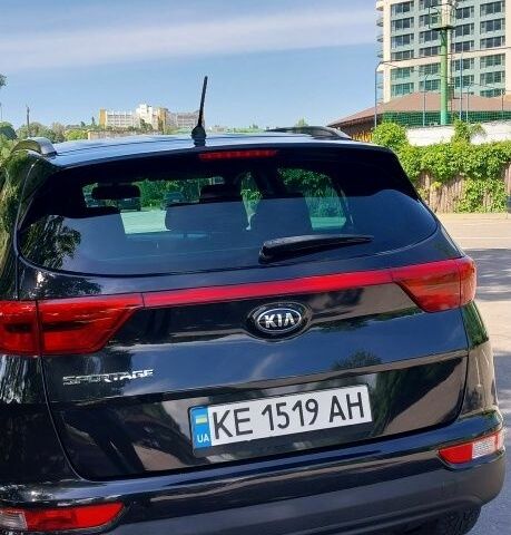 Чорний Кіа Sportage, об'ємом двигуна 2 л та пробігом 161 тис. км за 16500 $, фото 4 на Automoto.ua