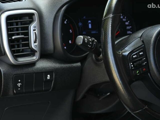 Чорний Кіа Sportage, об'ємом двигуна 1.7 л та пробігом 198 тис. км за 17900 $, фото 24 на Automoto.ua
