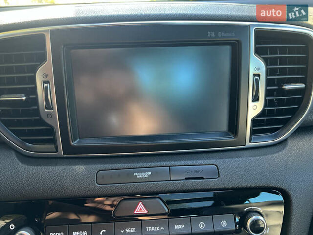 Черный Киа Sportage, объемом двигателя 2 л и пробегом 141 тыс. км за 18000 $, фото 24 на Automoto.ua