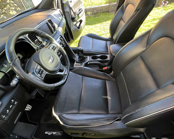 Черный Киа Sportage, объемом двигателя 2 л и пробегом 141 тыс. км за 18000 $, фото 11 на Automoto.ua