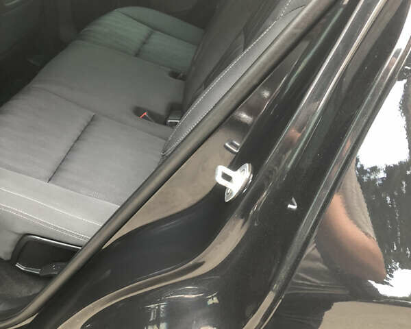 Чорний Кіа Sportage, об'ємом двигуна 2 л та пробігом 39 тис. км за 17800 $, фото 61 на Automoto.ua