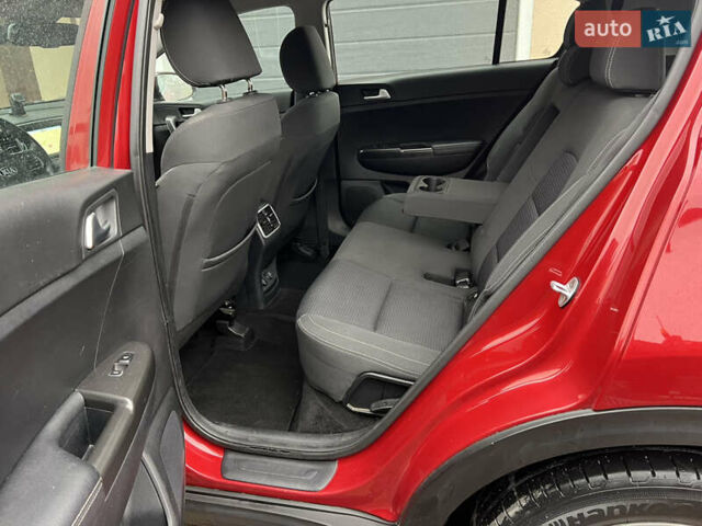 Черный Киа Sportage, объемом двигателя 1.7 л и пробегом 230 тыс. км за 15800 $, фото 50 на Automoto.ua