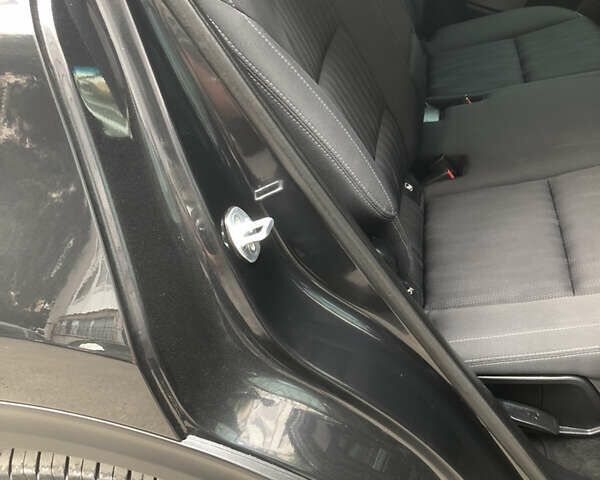 Чорний Кіа Sportage, об'ємом двигуна 2 л та пробігом 39 тис. км за 17800 $, фото 53 на Automoto.ua