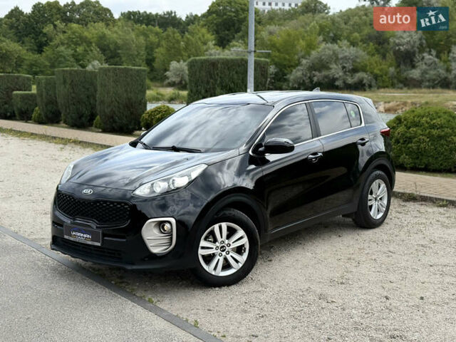 Черный Киа Sportage, объемом двигателя 1.69 л и пробегом 282 тыс. км за 14999 $, фото 3 на Automoto.ua