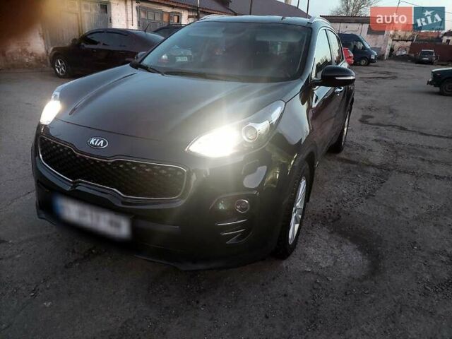 Чорний Кіа Sportage, об'ємом двигуна 2 л та пробігом 83 тис. км за 22000 $, фото 25 на Automoto.ua