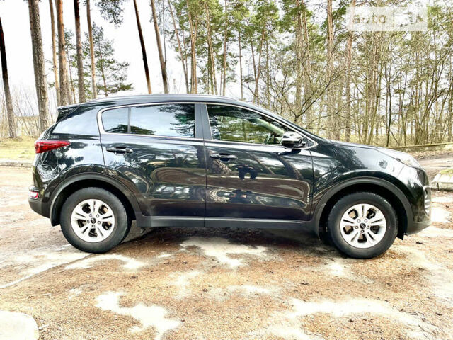 Чорний Кіа Sportage, об'ємом двигуна 1.59 л та пробігом 88 тис. км за 16490 $, фото 10 на Automoto.ua