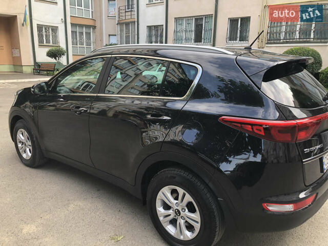 Чорний Кіа Sportage, об'ємом двигуна 2 л та пробігом 39 тис. км за 17800 $, фото 6 на Automoto.ua