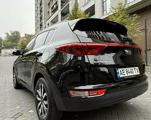 Черный Киа Sportage, объемом двигателя 1.69 л и пробегом 238 тыс. км за 16700 $, фото 6 на Automoto.ua