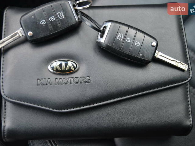Черный Киа Sportage, объемом двигателя 1.7 л и пробегом 162 тыс. км за 14800 $, фото 34 на Automoto.ua