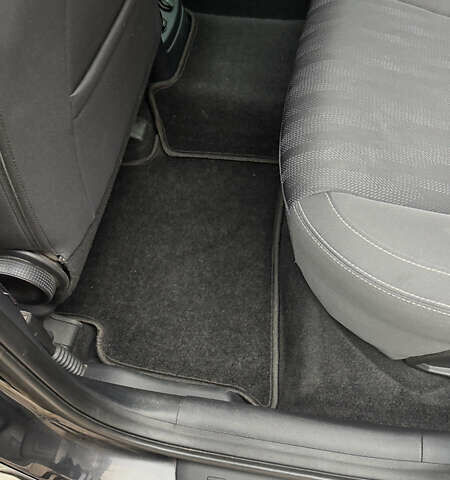 Черный Киа Sportage, объемом двигателя 1.7 л и пробегом 160 тыс. км за 16100 $, фото 23 на Automoto.ua