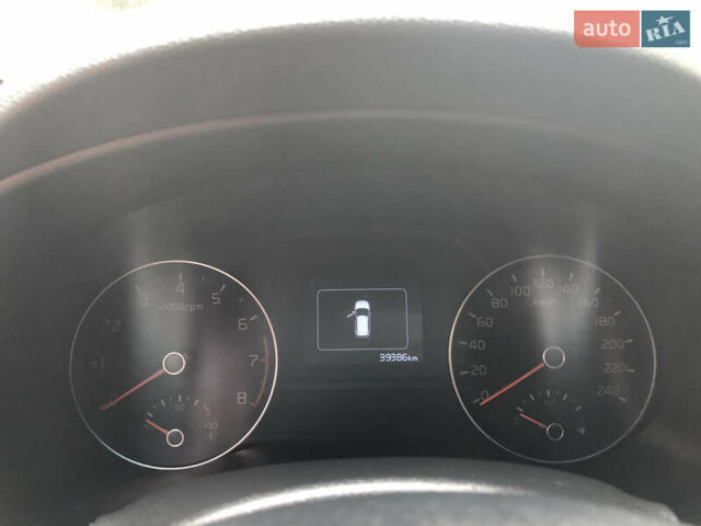 Чорний Кіа Sportage, об'ємом двигуна 2 л та пробігом 39 тис. км за 17800 $, фото 76 на Automoto.ua