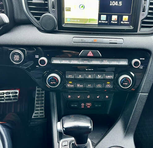 Черный Киа Sportage, объемом двигателя 2 л и пробегом 165 тыс. км за 15500 $, фото 16 на Automoto.ua