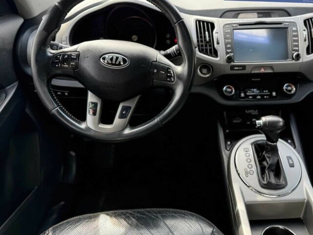 Чорний Кіа Sportage, об'ємом двигуна 2.4 л та пробігом 76 тис. км за 7000 $, фото 11 на Automoto.ua