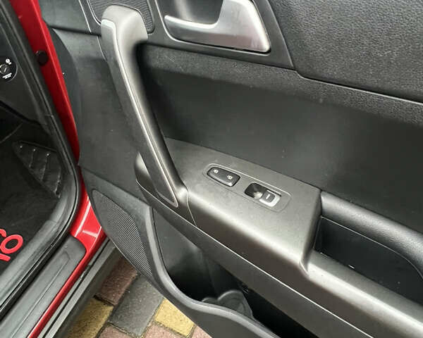 Черный Киа Sportage, объемом двигателя 1.7 л и пробегом 230 тыс. км за 15800 $, фото 26 на Automoto.ua