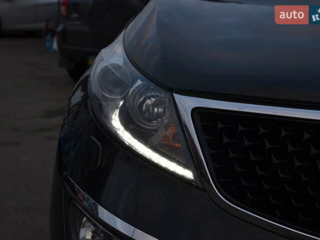 Черный Киа Sportage, объемом двигателя 1.7 л и пробегом 162 тыс. км за 14800 $, фото 29 на Automoto.ua