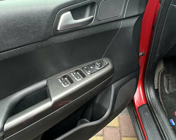 Черный Киа Sportage, объемом двигателя 1.7 л и пробегом 230 тыс. км за 15800 $, фото 35 на Automoto.ua