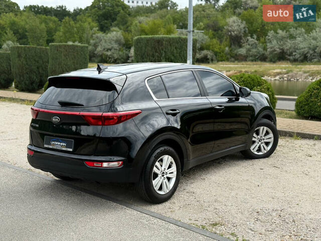Черный Киа Sportage, объемом двигателя 1.69 л и пробегом 282 тыс. км за 14999 $, фото 12 на Automoto.ua