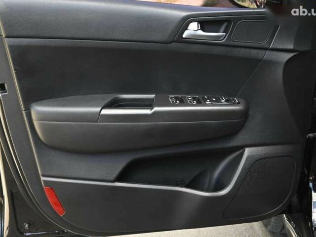 Чорний Кіа Sportage, об'ємом двигуна 1.7 л та пробігом 198 тис. км за 17900 $, фото 22 на Automoto.ua