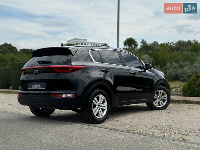 Черный Киа Sportage, объемом двигателя 1.69 л и пробегом 282 тыс. км за 14999 $, фото 14 на Automoto.ua